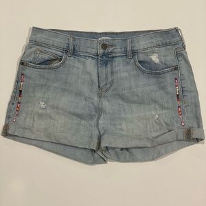 Jean shorts (with colored thread on the side)